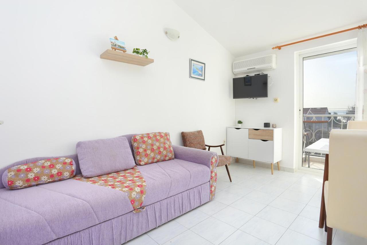 Apartments And Rooms With Parking Space Kastel Stafilic, Kastela - 18673 外观 照片